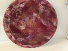 Load image into Gallery viewer, Resin Table Centre Piece
