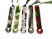 Load image into Gallery viewer, Resin Paw Bookmarks

