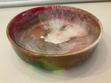 Load image into Gallery viewer, Resin Salad/Large Bowl
